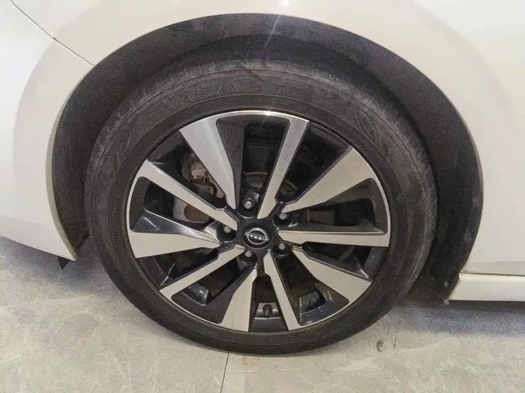Фото 7 - Nissan Sylphy