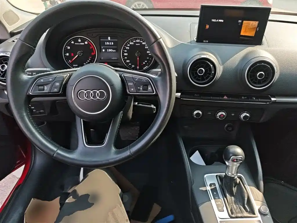 Audi A3 2017 Sportback 35 TFSI Progressive фото 10