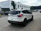 Photo 14 - Ford Kuga