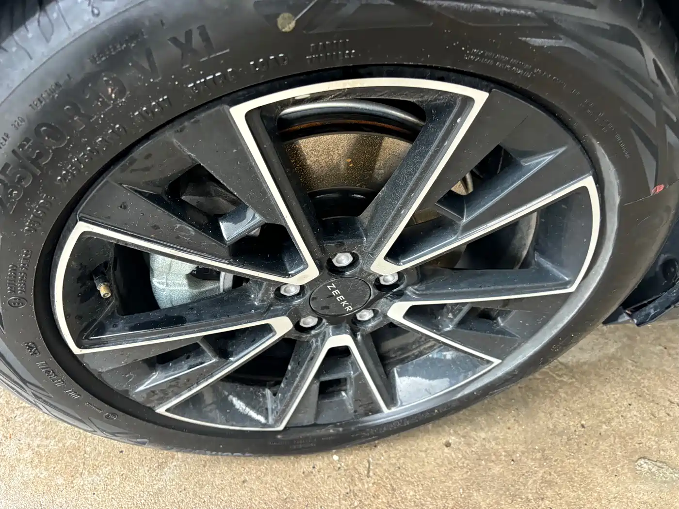 ZEEKR EXTREME KRYPTON X