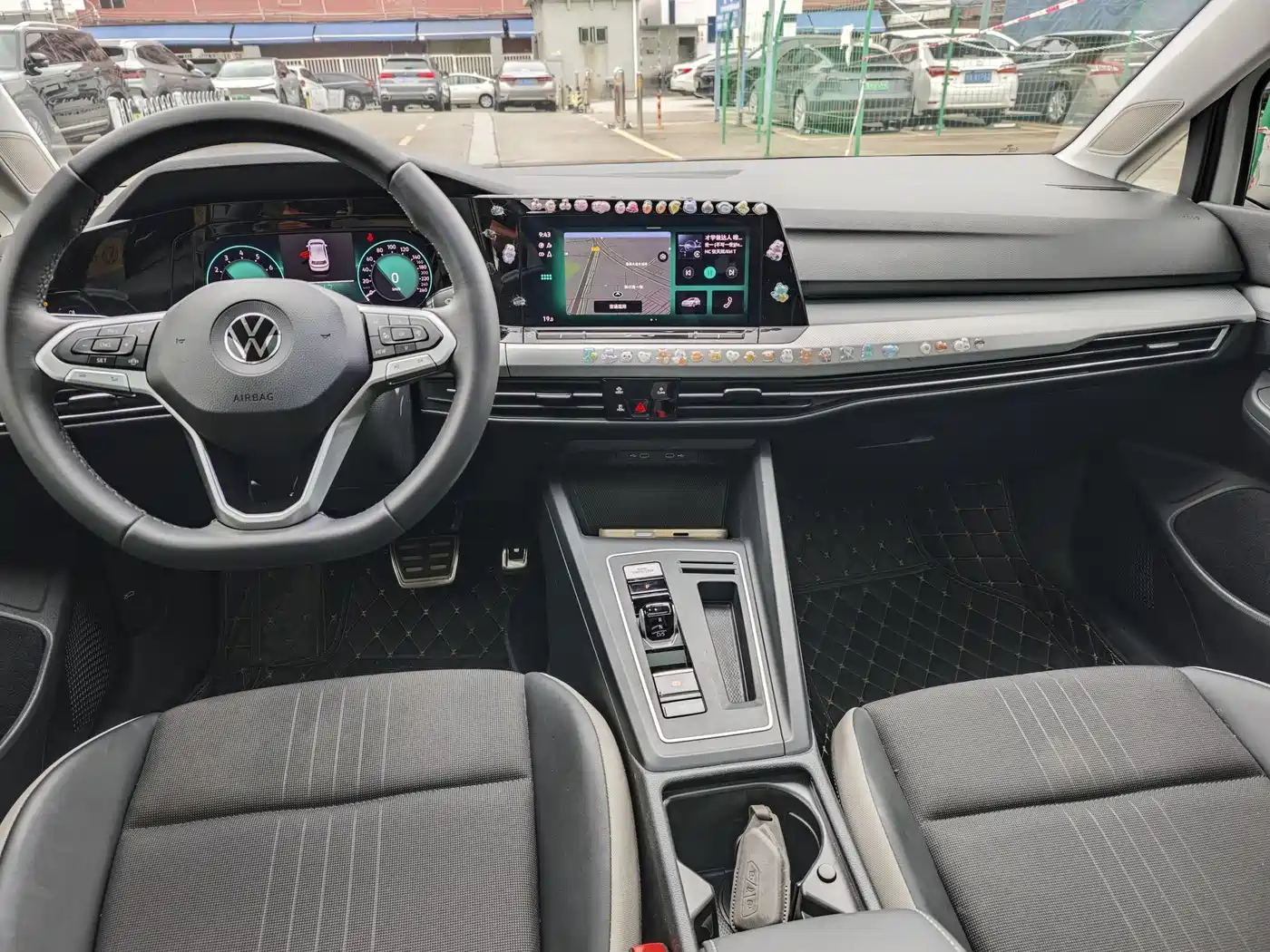 Volkswagen Golf 2024 280TSI DSG Pro Expert Edition фото 6