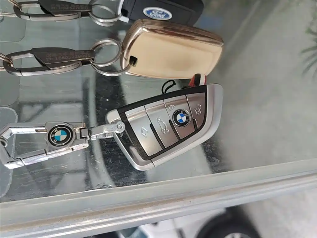 BMW X1 2016 sDrive18Li Fashion Model фото 9