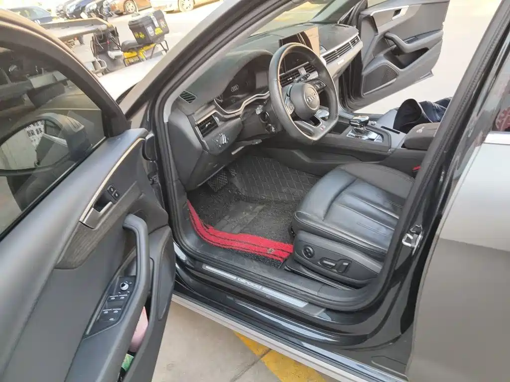 Audi A4 (Import) 2021 2021 allroad quattro Explorer