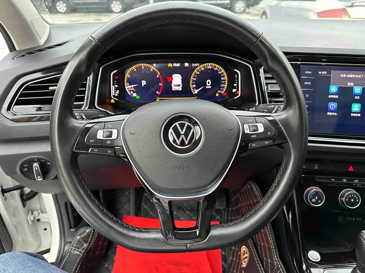 Volkswagen T-ROC 2022 280TSI DSG 2WD Comfort PLUS фото 10