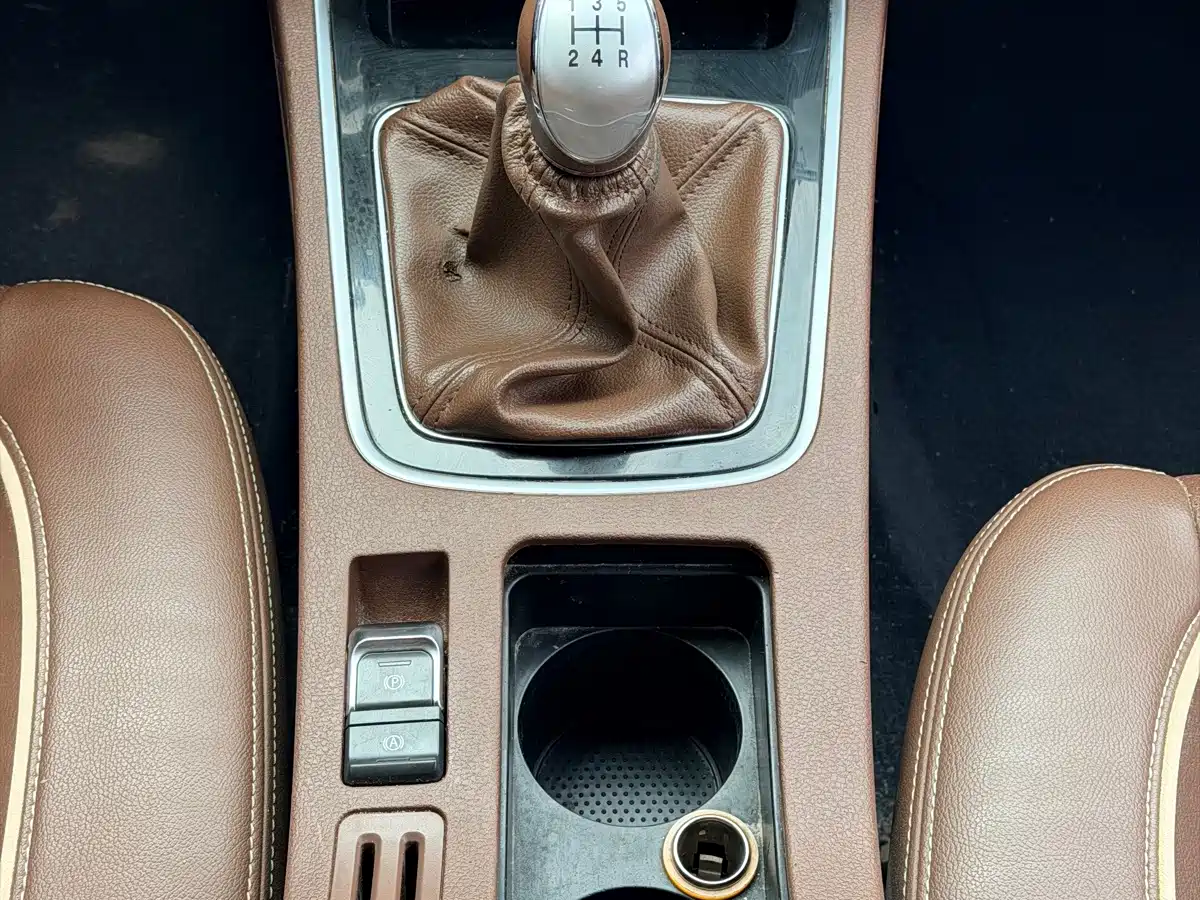 Leopaard CS10 2019 2019 1.5T Manual Driving Fun Edition