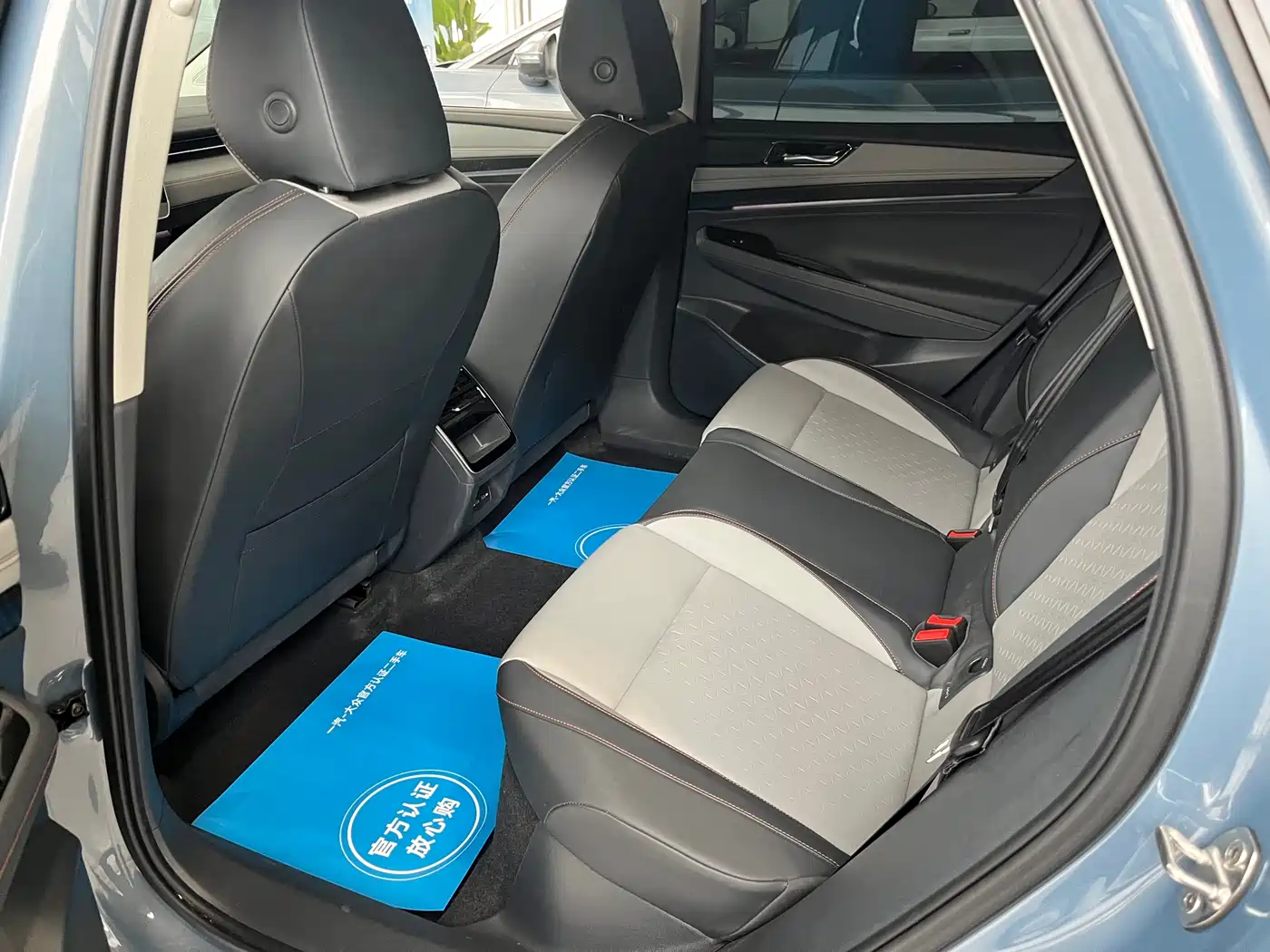 VOLKSWAGEN ID.7 VIZZION