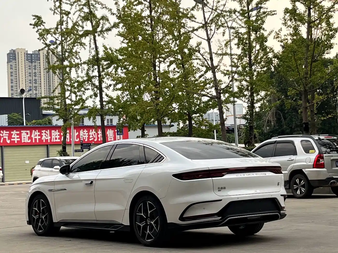 BYD Han 2022 EV Genesis Edition 715KM FWD Premium фото 9
