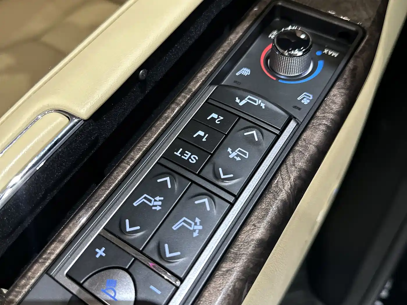 Toyota Vellfire 2023 Crown Hybrid 2.5L HV Premium фото 13