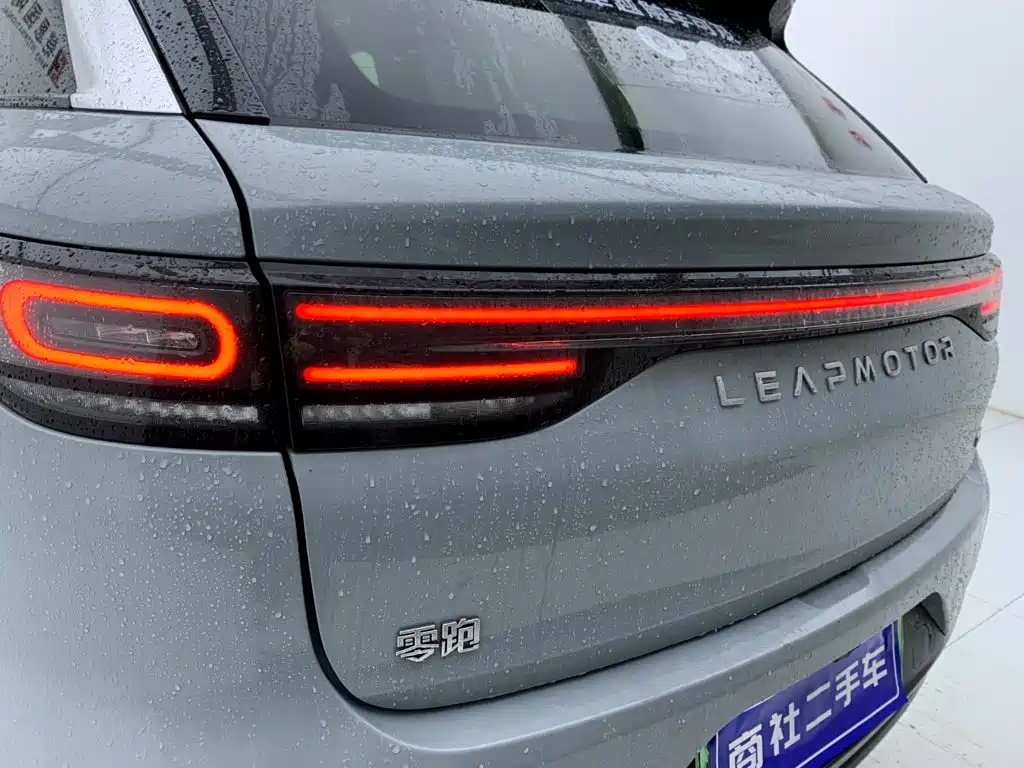 Фото 9 - Leapmotor C11