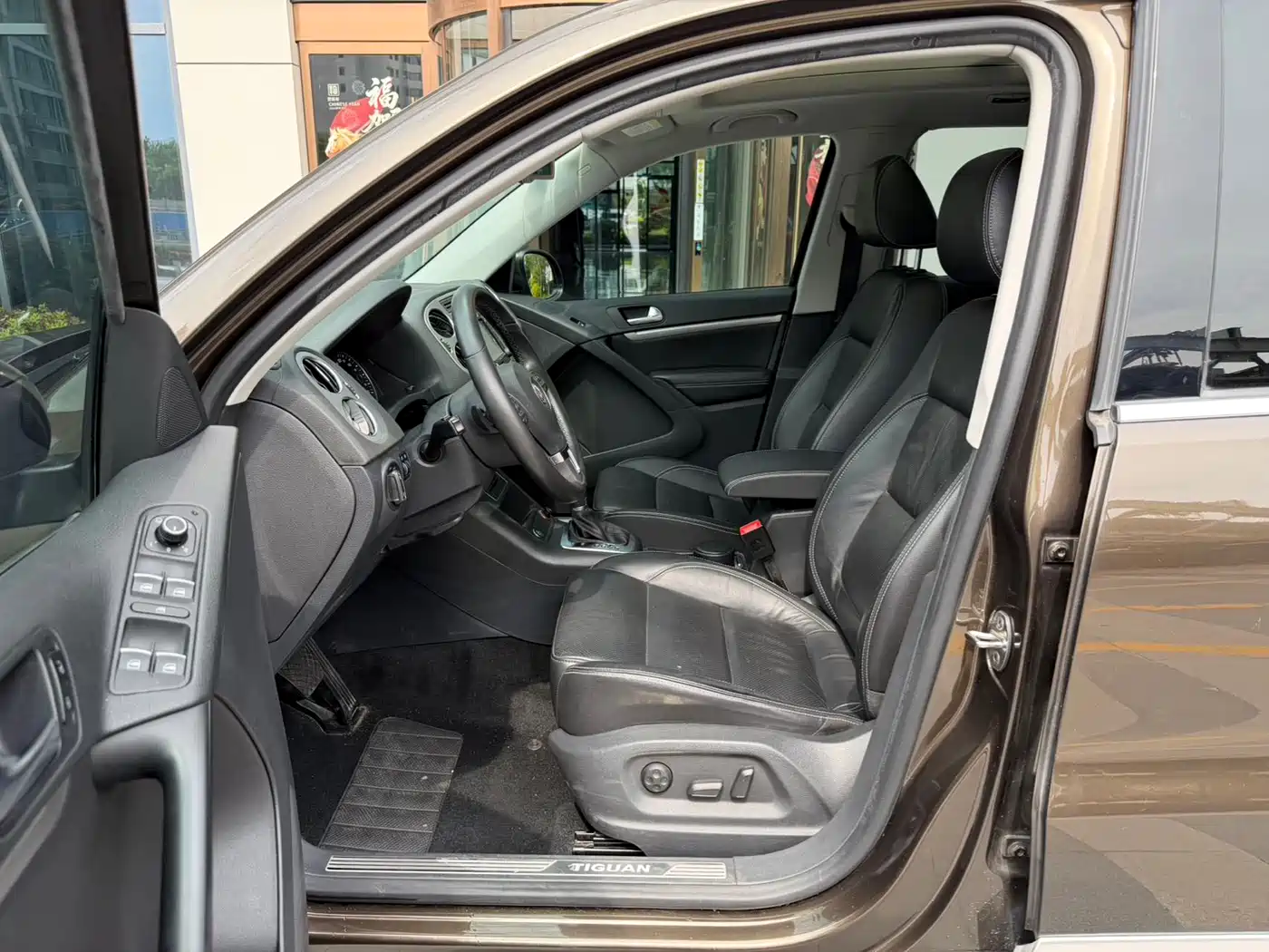 Volkswagen Tiguan 2016 Model 300TSI Automatic 4WD Luxury Edition фото 4