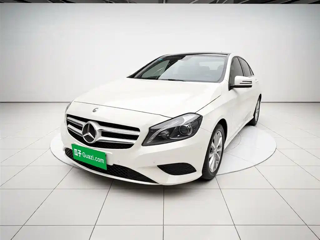 Mercedes-Benz A-Class (Import) 2013 A 180 Fashion