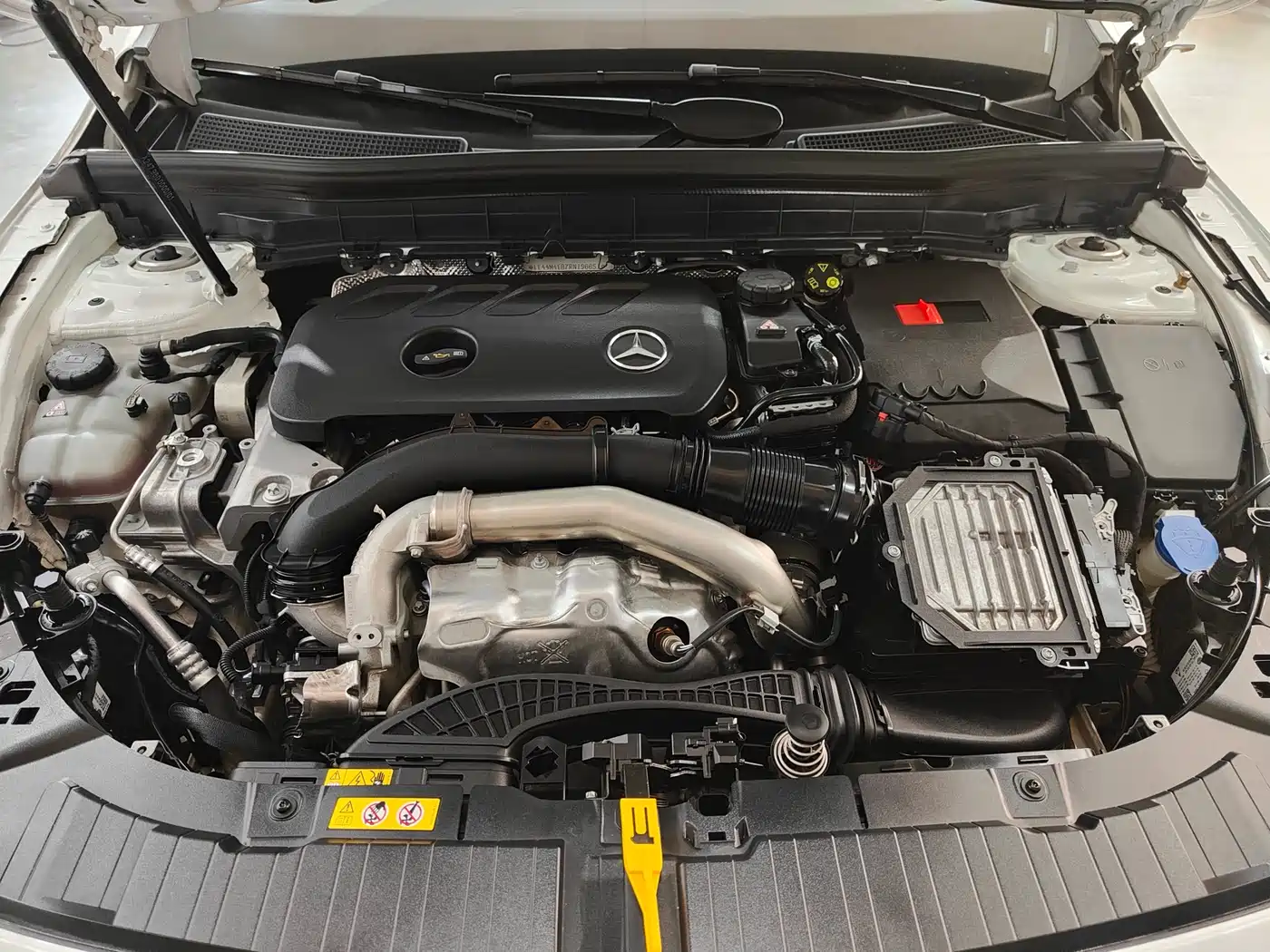 Mercedes-Benz GLB 2024 GLB 220 Dynamic фото 4