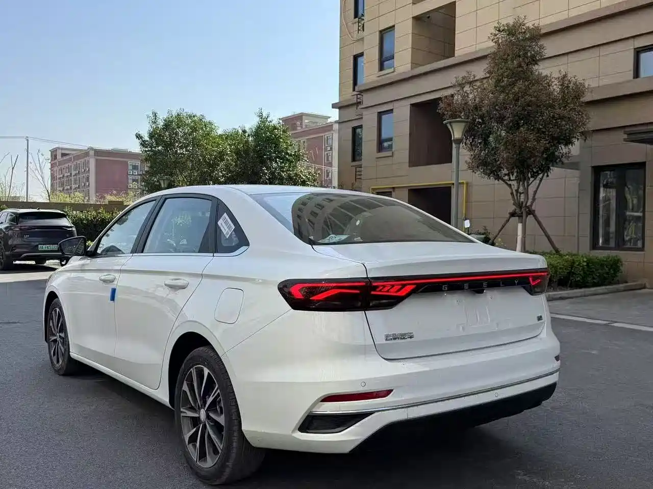 GEELY AUTOMOBILE EMGRAND