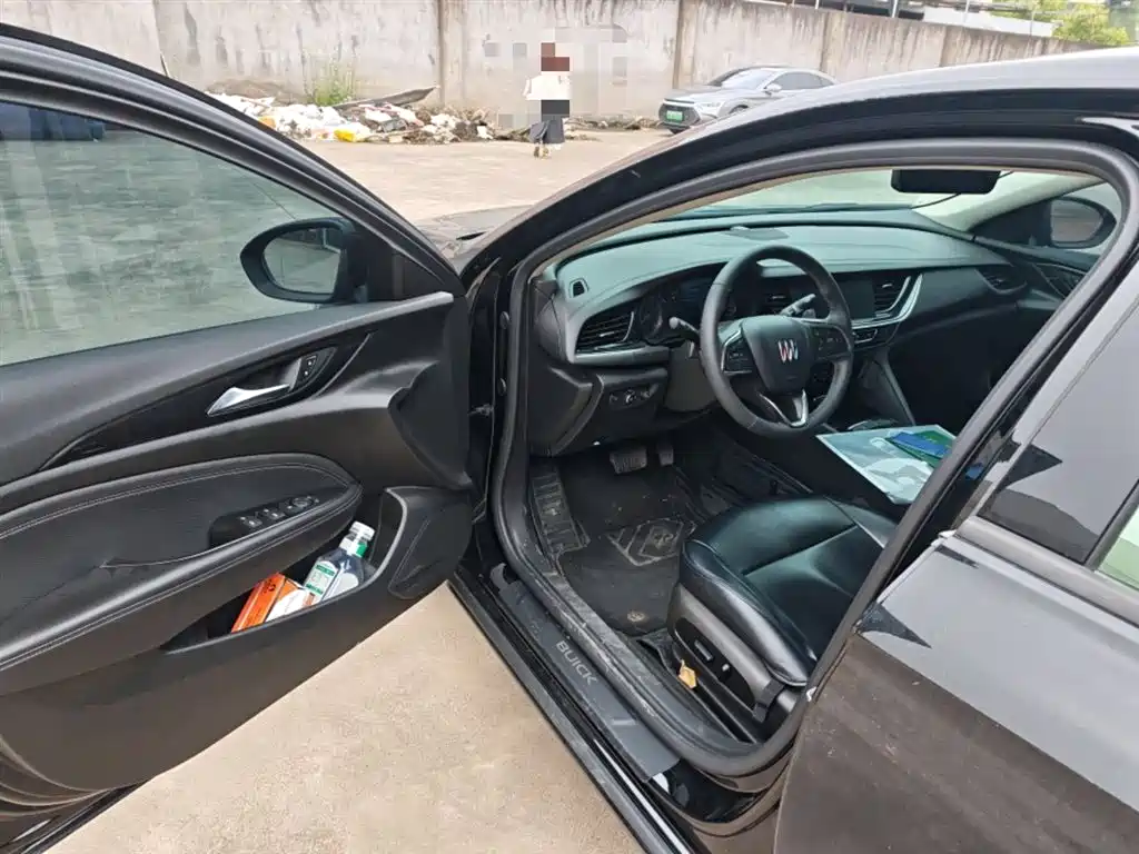Buick Regal 2024 25T Ultra Comfort Edition фото 12