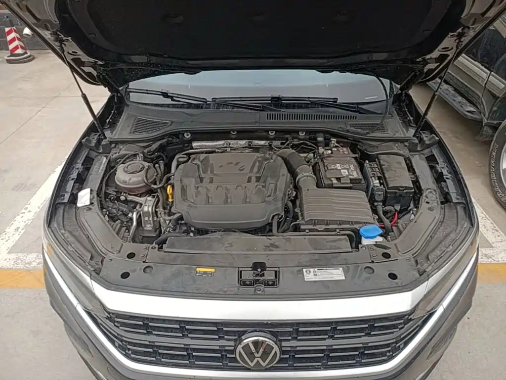 Volkswagen Passat 2026 2026 Outstanding Edition 380TSI Dragon Soaring Version