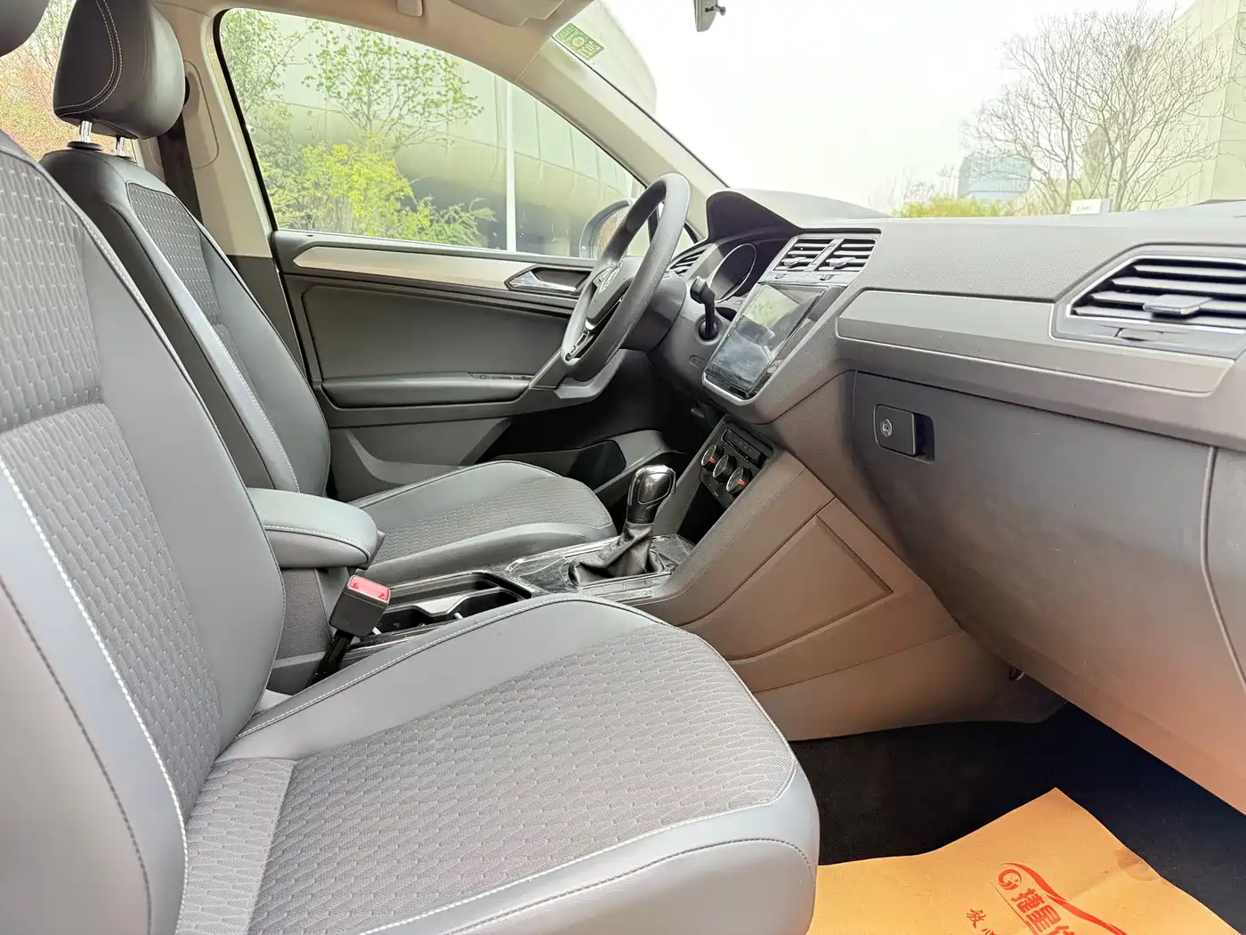 Volkswagen Tiguan L 2019 330TSI Automatic 2WD Trend Edition China VI фото 12