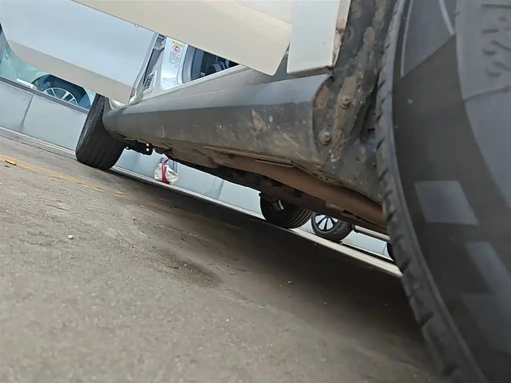 BYD Qin PLUS 2025 DM-i Smart Drive 55KM Leader фото 21
