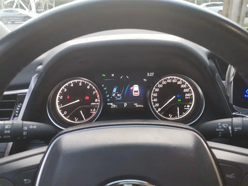 Toyota Camry 2021 2.0G Luxury Edition фото 7