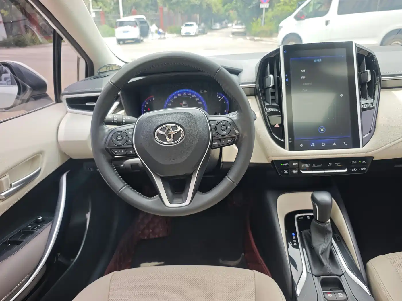 Photo 11 - Toyota Corolla