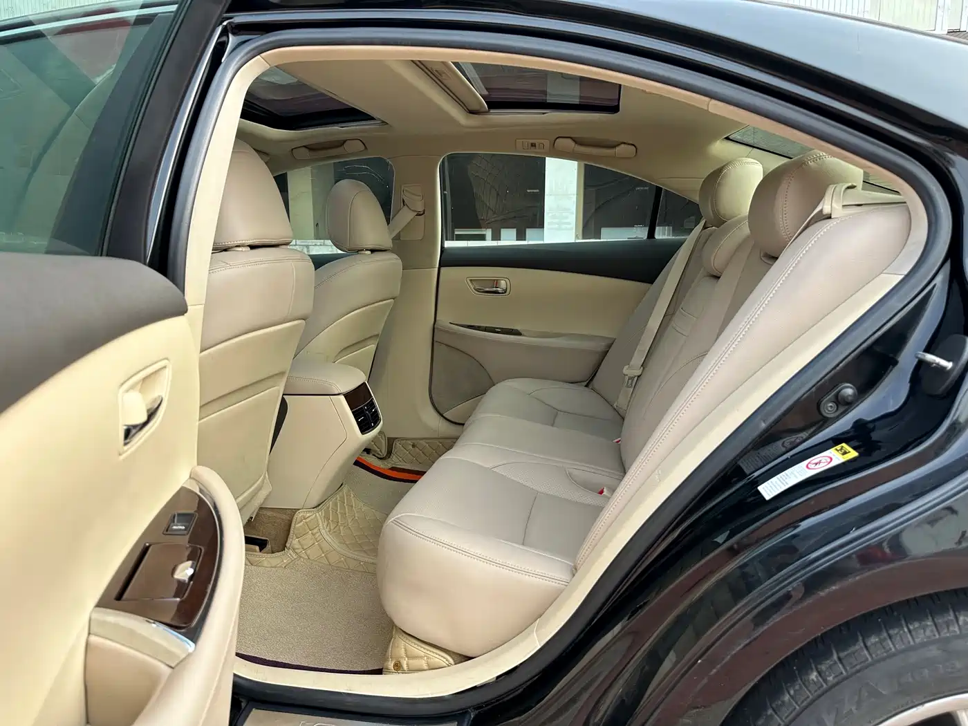 Lexus ES 2012 240 Special Limited Edition фото 10