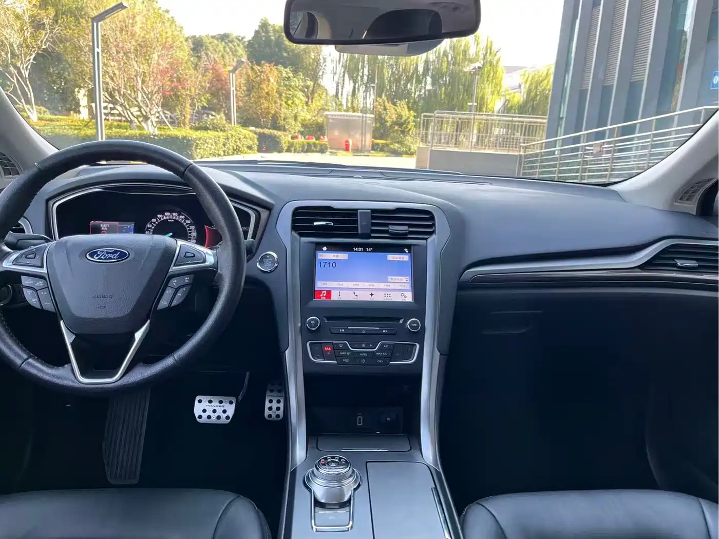 FORD MONDEO