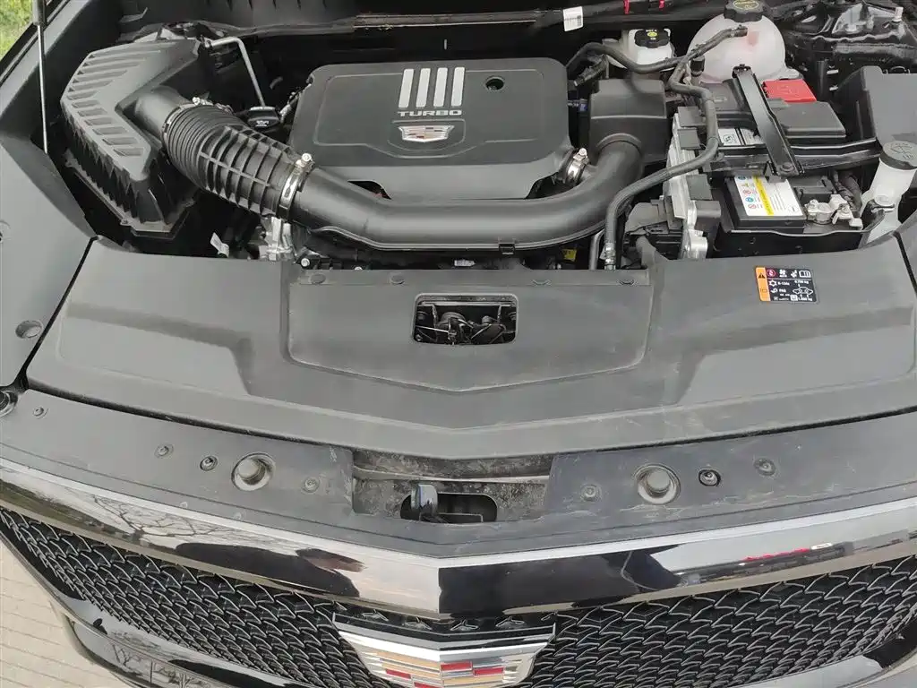 Cadillac XT5 2025 2.0T Luxury фото 16