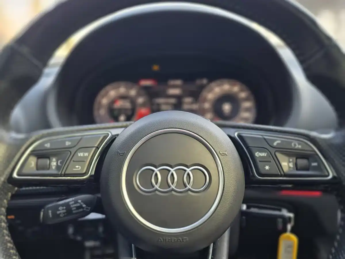 Audi S3 2015 S3 2.0T Limousine фото 16