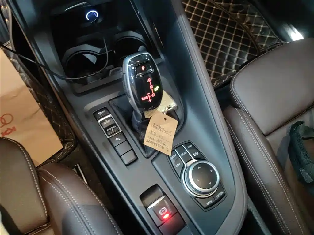 BMW X1 2022 sDrive25Li Leading фото 14