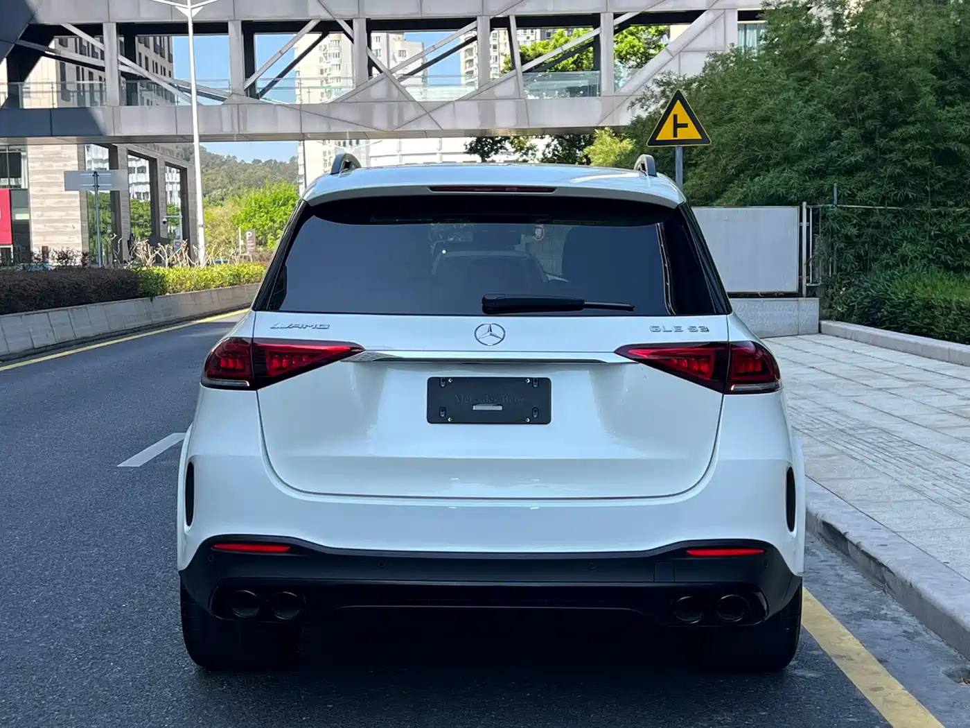 MERCEDES-BENZ GLE AMG