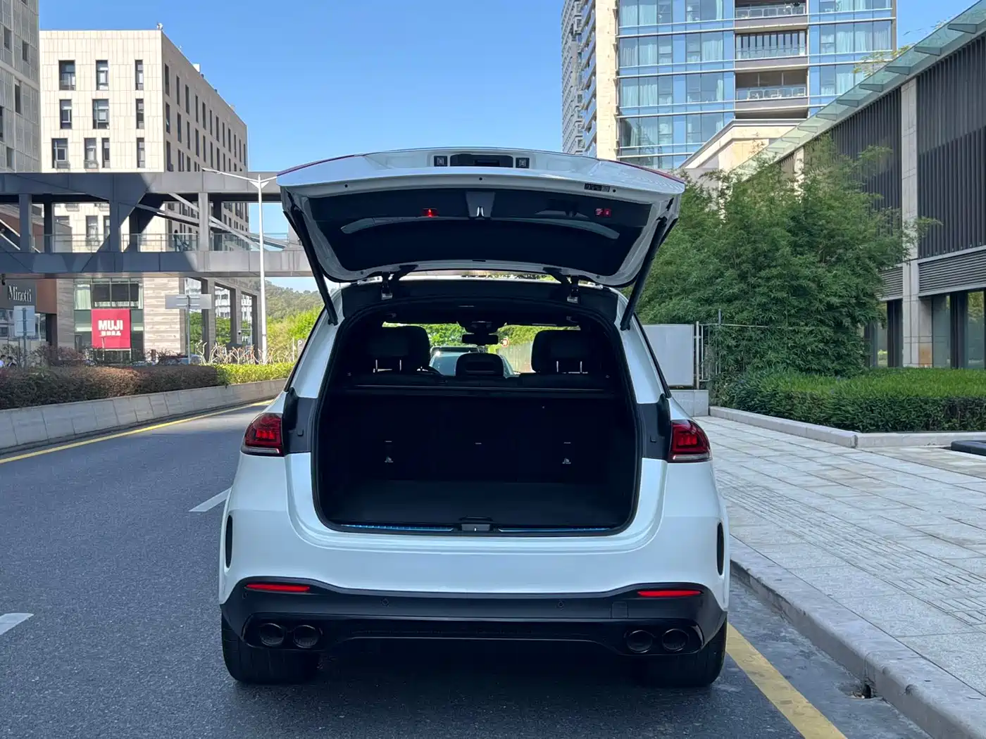 MERCEDES-BENZ GLE AMG