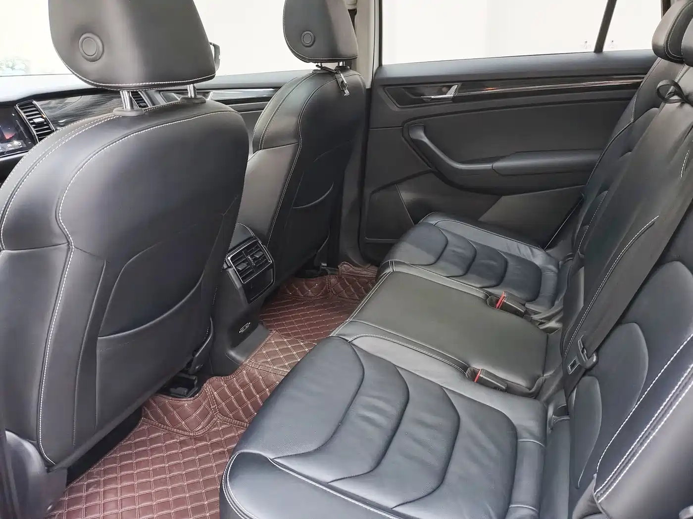Škoda Kodiaq 2018 TSI330 7-seat FWD Luxury Premium фото 8