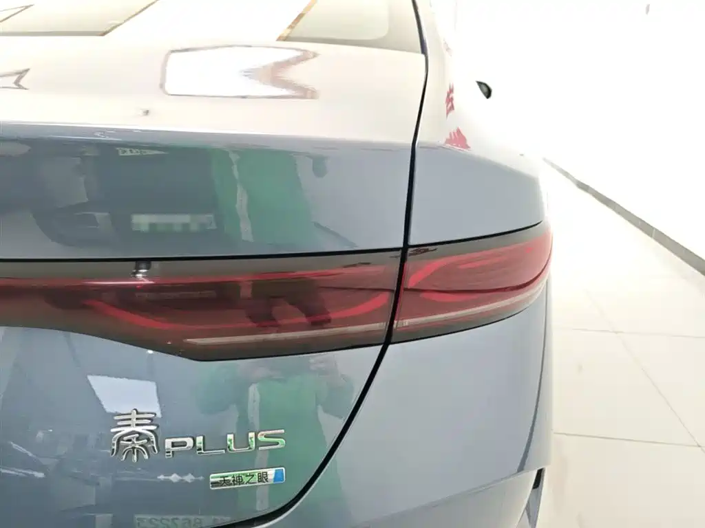 BYD Qin PLUS 2025 EV Smart Drive Edition 420KM Leading Type фото 8