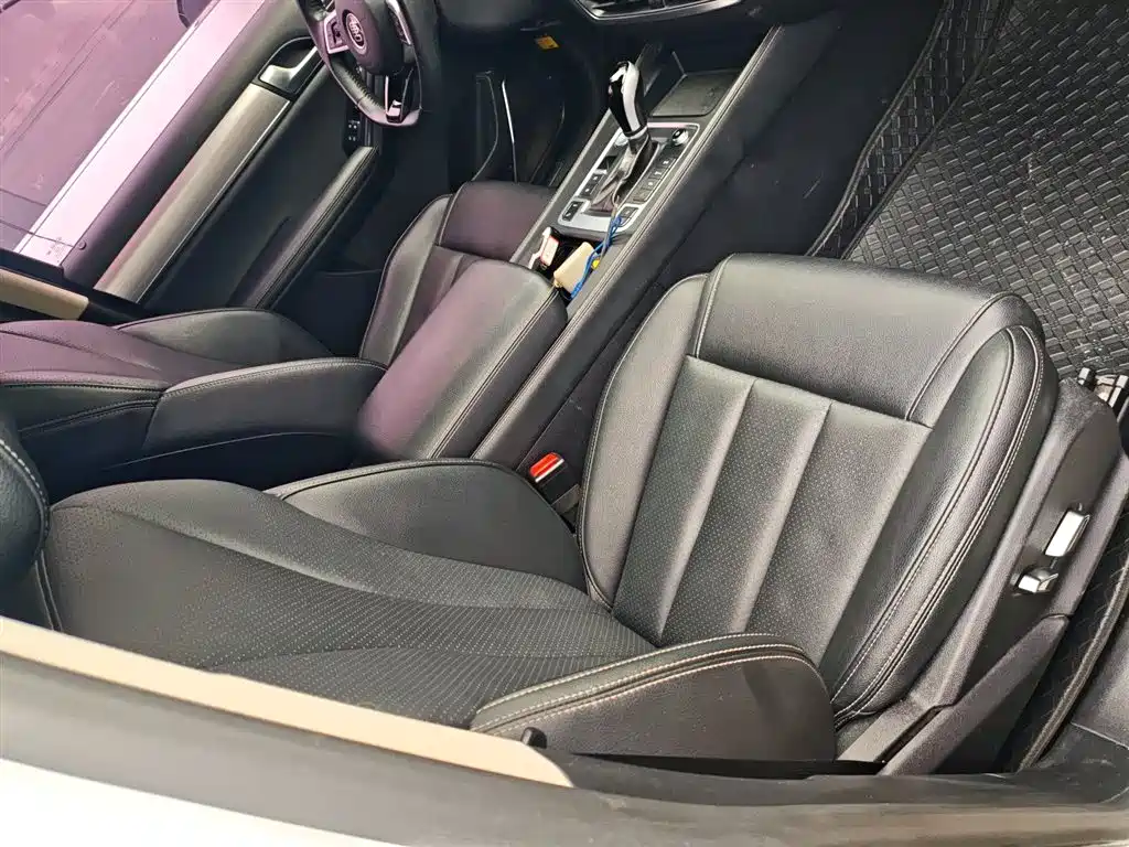 BYD Tang 2018 2.0T Automatic Smart Connection Honor Edition 7-Seater China V фото 25
