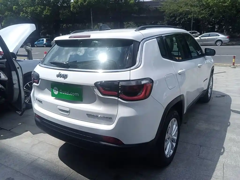 Jeep Compass 2022 2021 220T Automatic Leading Edition
