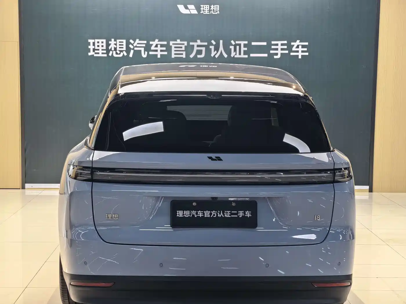 Li Auto Li i8 2025 2025 Standard Edition