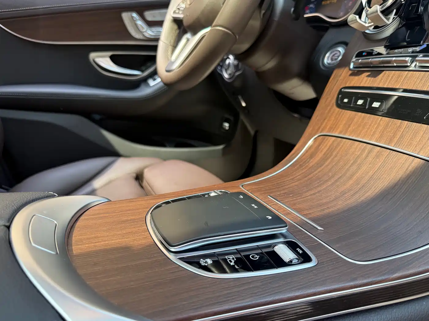 Mercedes-Benz GLC 2021 GLC 300 L 4MATIC Sporty фото 14