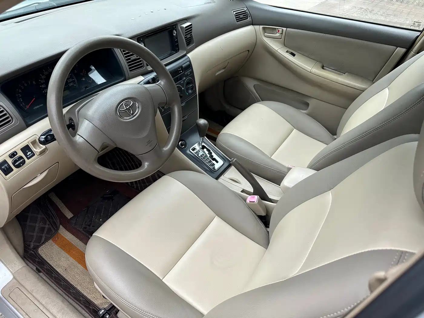 Toyota Corolla 2011 1.6L Automatic Classic Edition фото 18