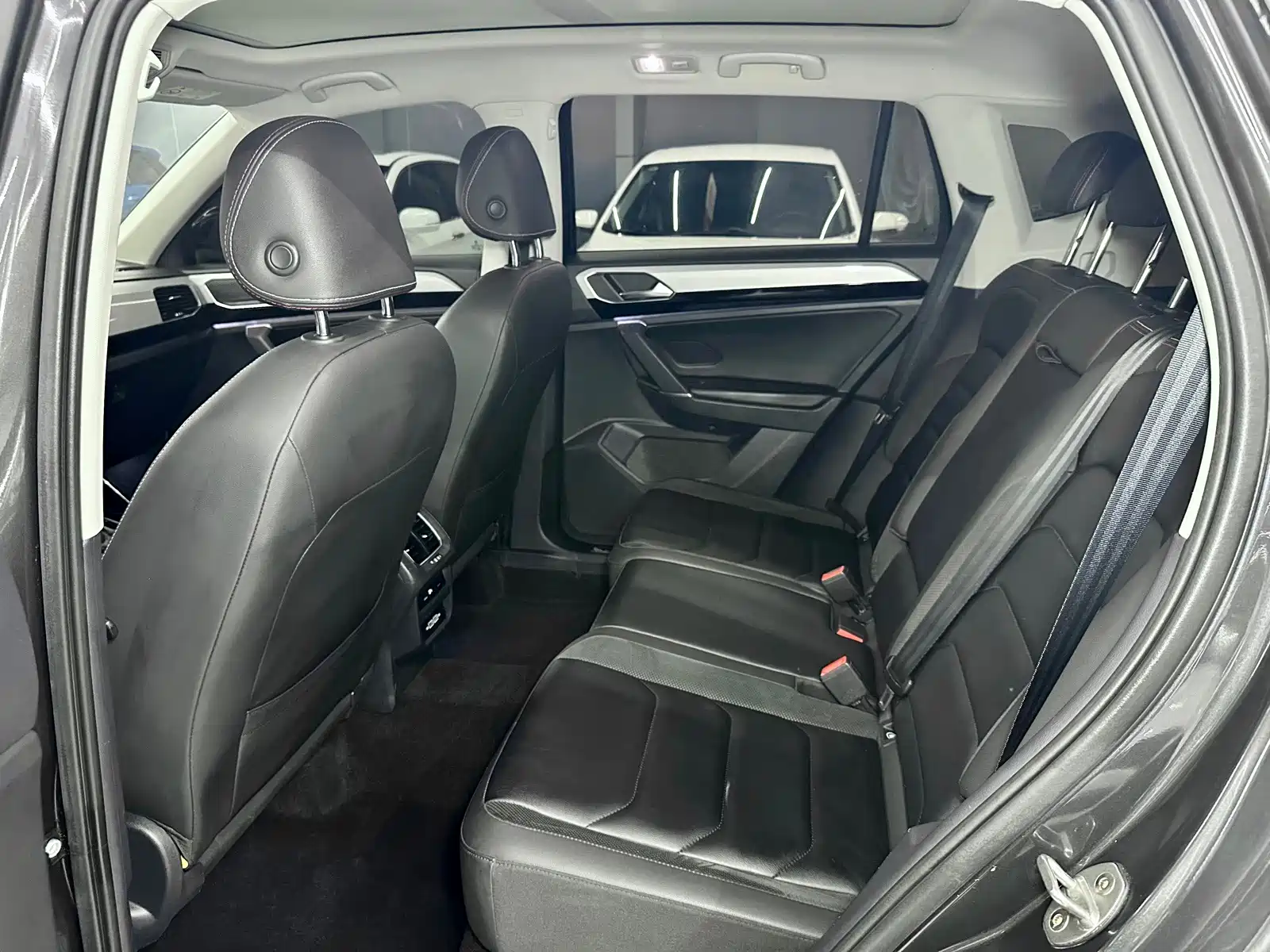 Photo 10 - Volkswagen Tayron