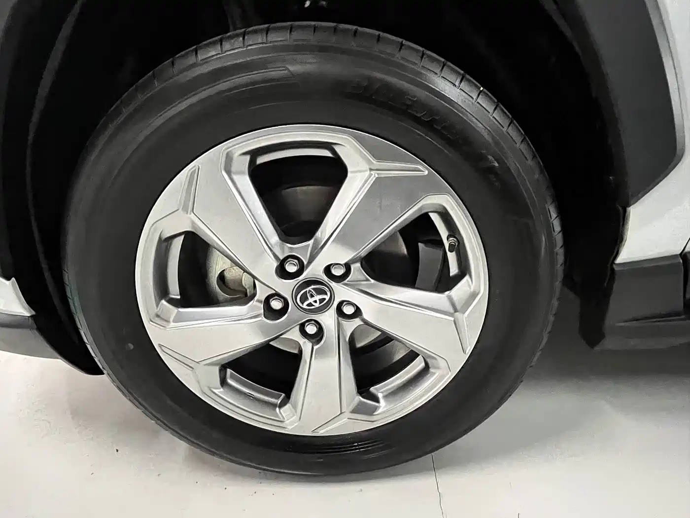 Toyota RAV4 Rongfang 2022 2.0L CVT 2WD Trend Plus Edition фото 20