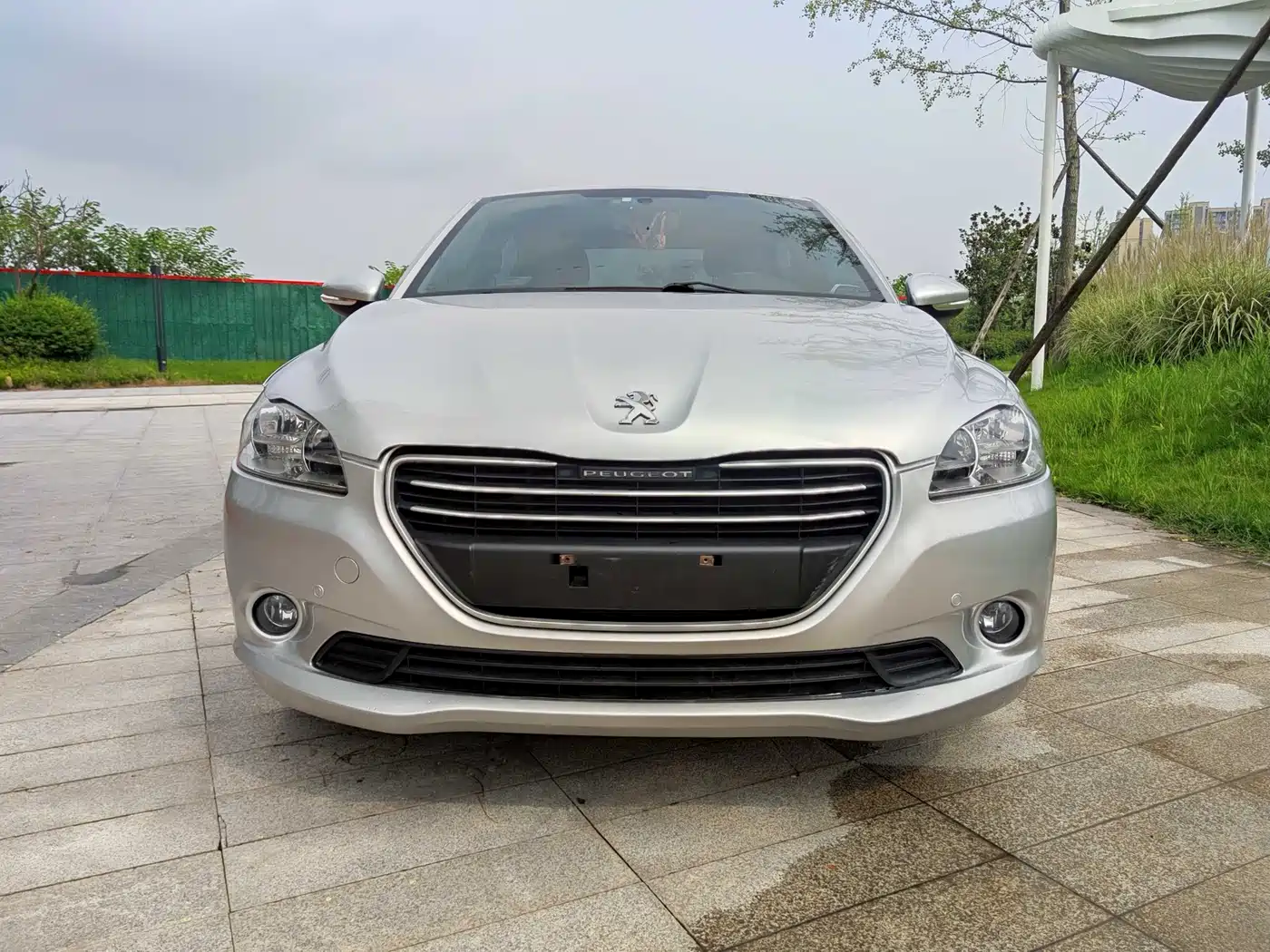 Peugeot 301 2014 1.6L Manual Comfort Edition фото 3