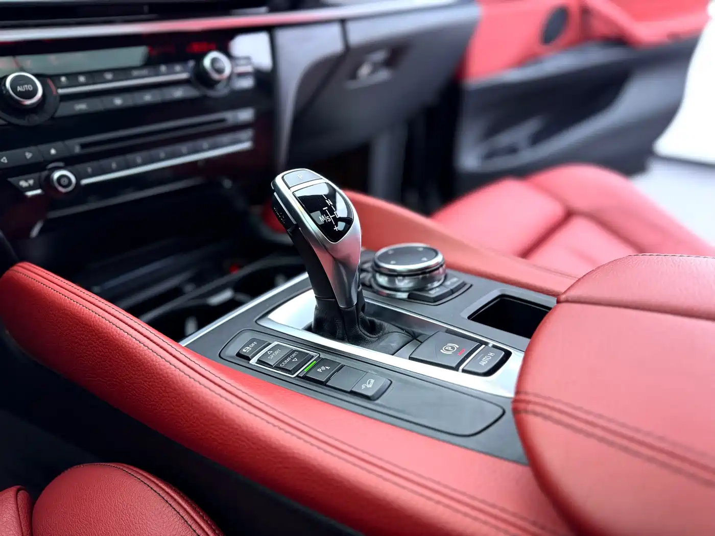 BMW X6 2017 xDrive35i Leading фото 24
