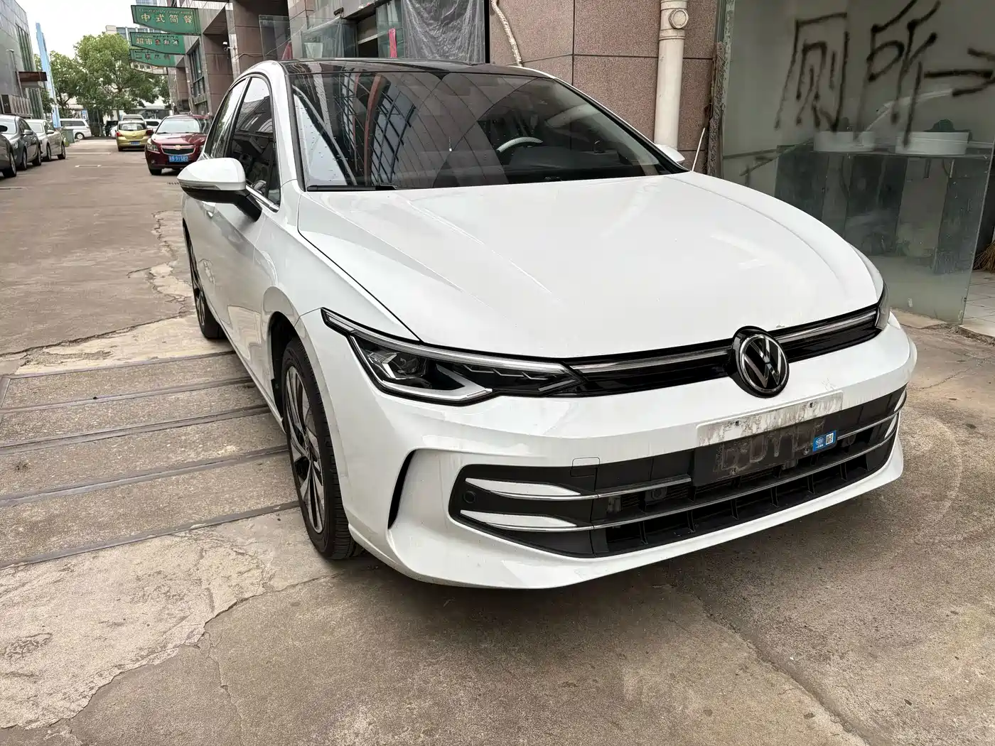 Volkswagen Golf 2025 2025 300TSI Pro