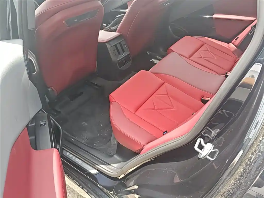 BMW X3 2025 xDrive25L Luxury Package фото 24