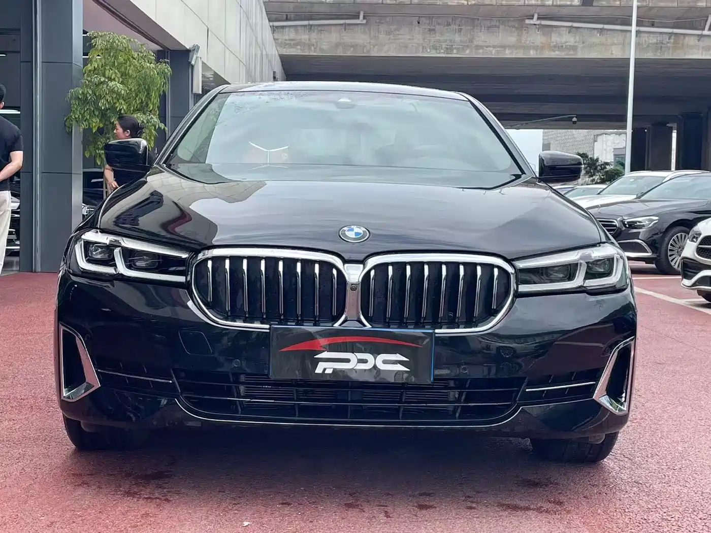 BMW 5 Series 2022 530Li Exclusive M Sport Package фото 4
