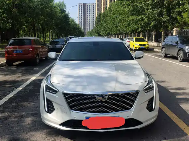 Cadillac CT6 2021 28T Fashion
