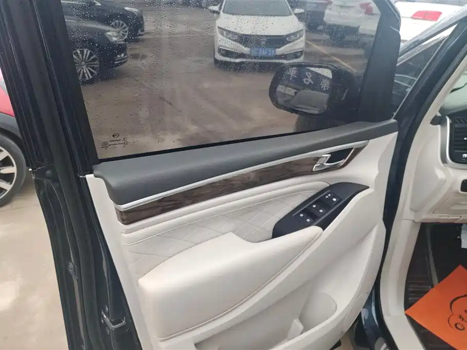 GAC Trumpchi Trumpchi M8 2018 320T Premium Edition фото 7