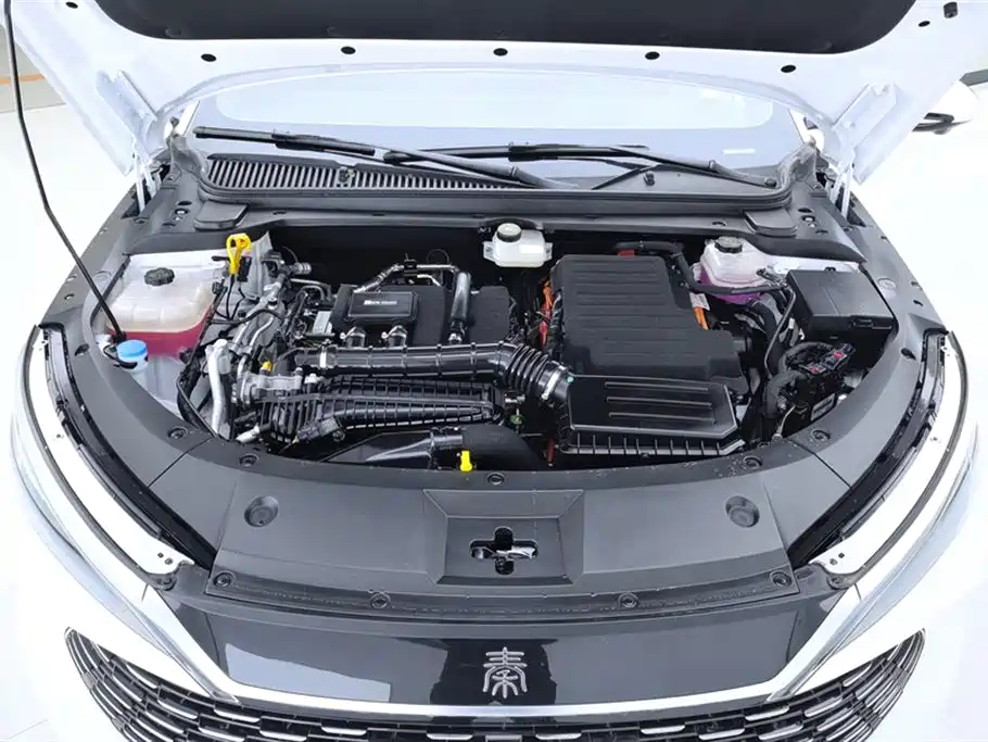 BYD Qin L 2025 DM-i Smart Drive Edition 80KM Leading фото 10