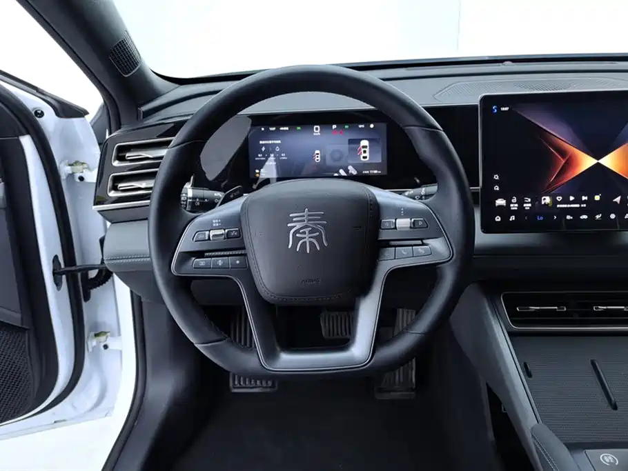 BYD Qin L 2025 DM-i Smart Drive Edition 80KM Leading фото 15