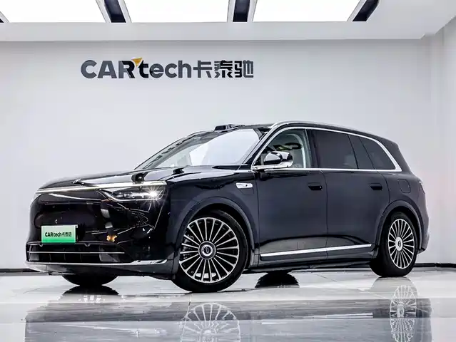 AITO ASK THE WORLD M8