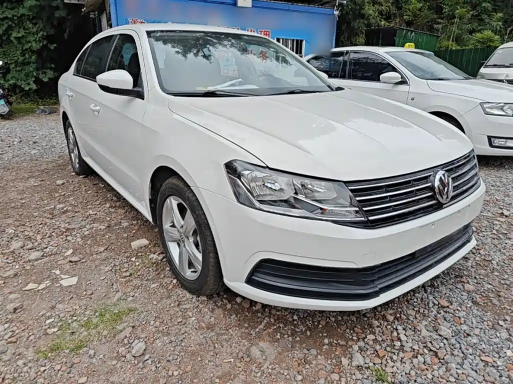 Volkswagen Lavida 2017 1.6L Automatic Trend Edition фото 4